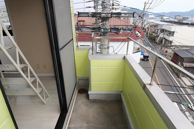 エトワール二葉のバルコニー|広々としたバルコニーです