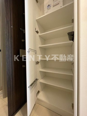 【収納】 | ＧＬＡＣＩＥＲ大森（グラシアオオモリ） | 明るい玄関です