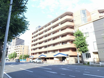 【外観】 | 上大岡三和プラザ４ | 総戸数３４戸、平成１０年１２月築、管理人は巡回勤務につき管理体制良好です♪