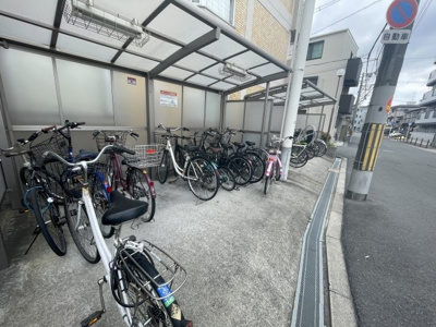 【その他共用部分】 | 誼マンション | 駐輪場です
