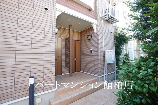 ロックガーデン森Cのエントランス