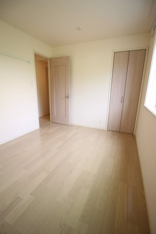 シャインヒルズAの寝室