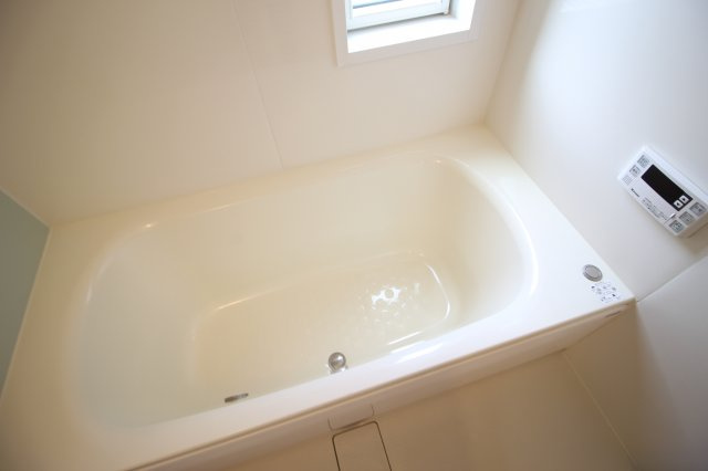 シャインヒルズAの浴室