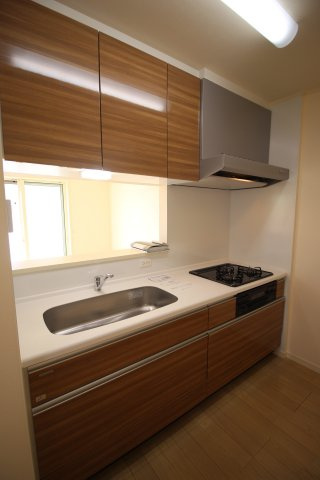 シャインヒルズAのキッチン