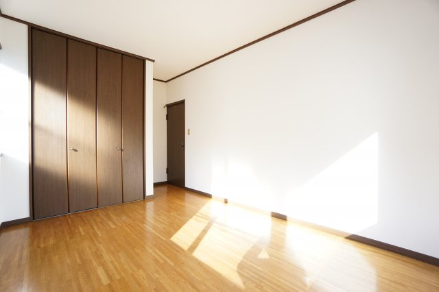 【洋室】 | 川戸町貸家