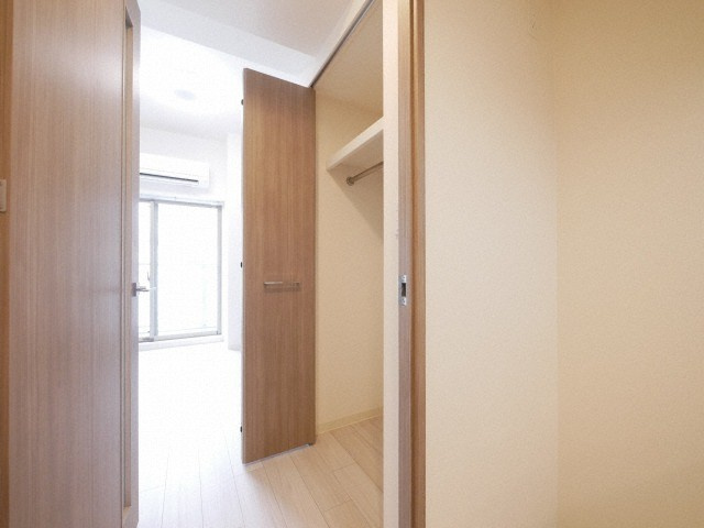 プレサンス谷町九丁目ディセオの収納