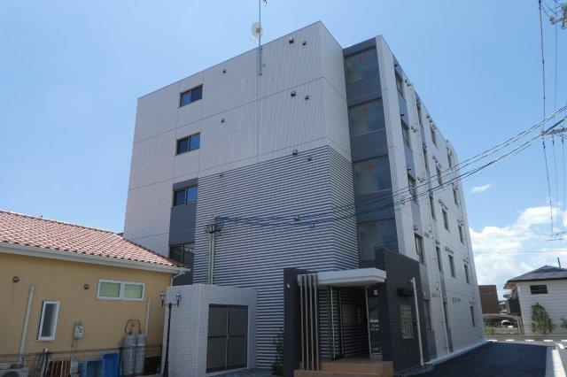 SUN16浜町の駐車場