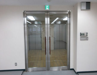 【エントランス】