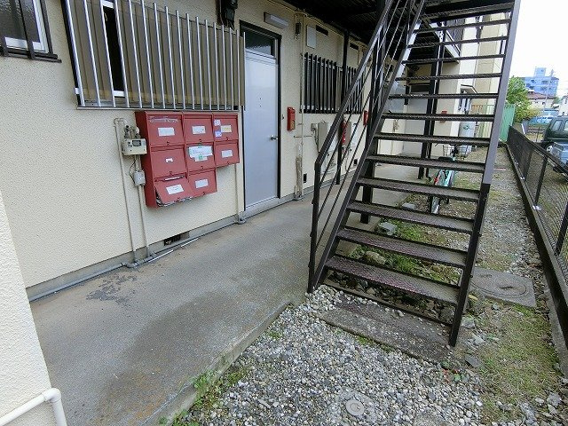 コーポ山際のエントランス