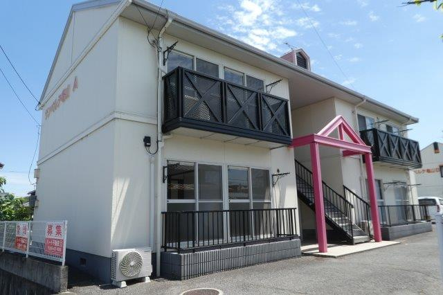 サンベルテ亀山Ａの外観