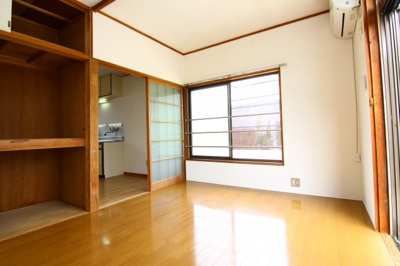 【洋室】 | サンパレーハイツ | 別のお部屋の参考写真となります