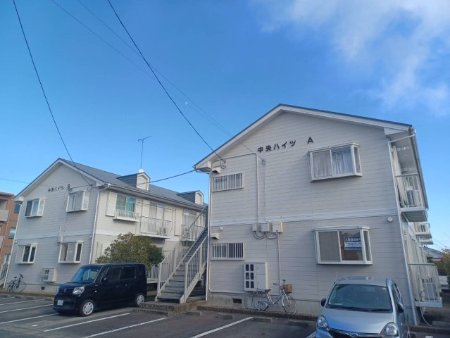 中央ハイツB棟の外観