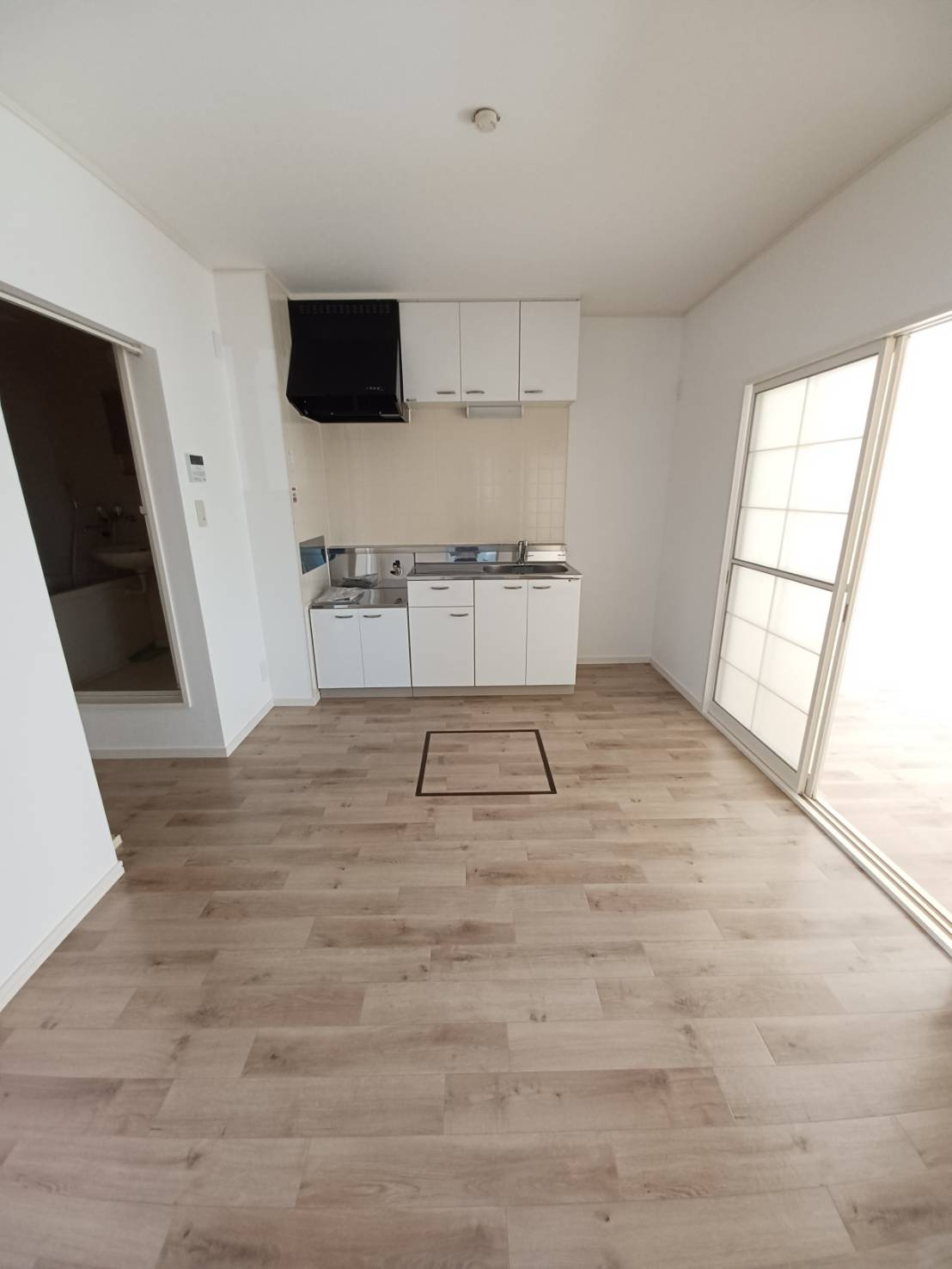 中央ハイツB棟の居間・リビング