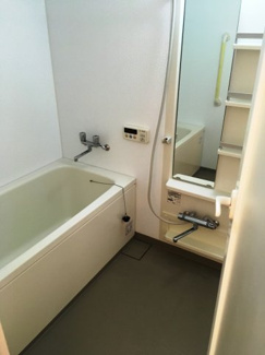 【浴室】 | さくらいマンション石田浜 | 落ち着いた空間のお風呂です