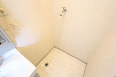 【設備】 | クレストコートＩ | 室内洗濯機置場