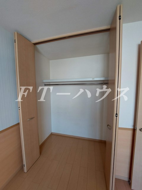 習志野市鷺沼２丁目のアパートの収納