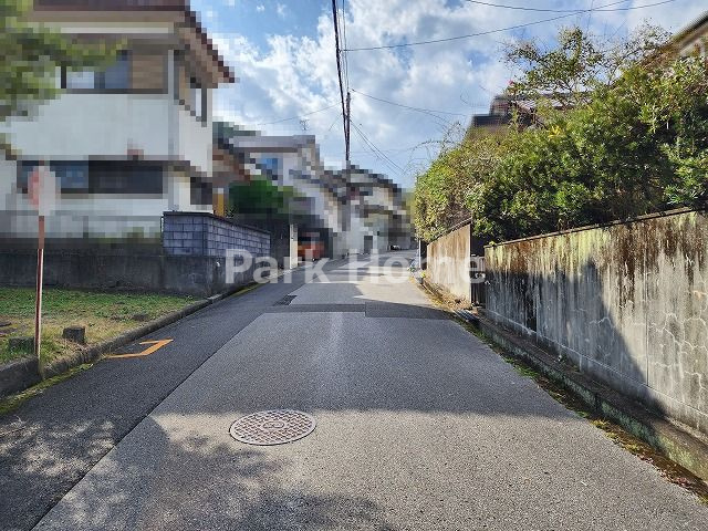 春野町平和　売土地の前面道路含む現地写真