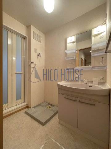 セピアコートの洗面所