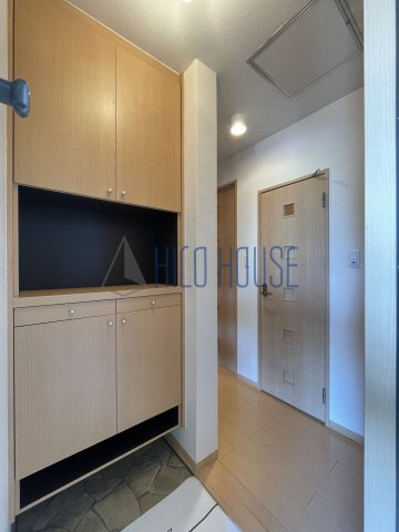 セピアコートの玄関