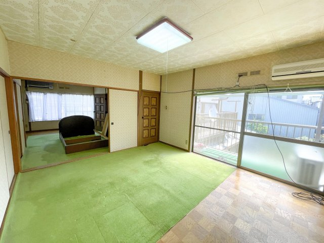 高知市北竹島町　中古住宅の洋室
