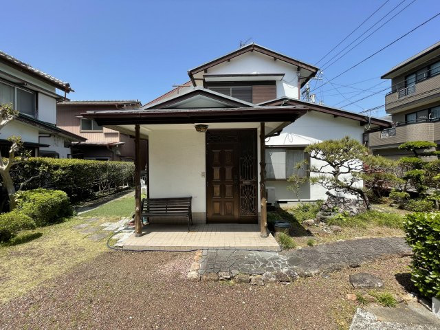 高知市北竹島町　中古住宅の外観