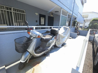 【その他共用部分】 | セザール青葉台 | バイク置場です。