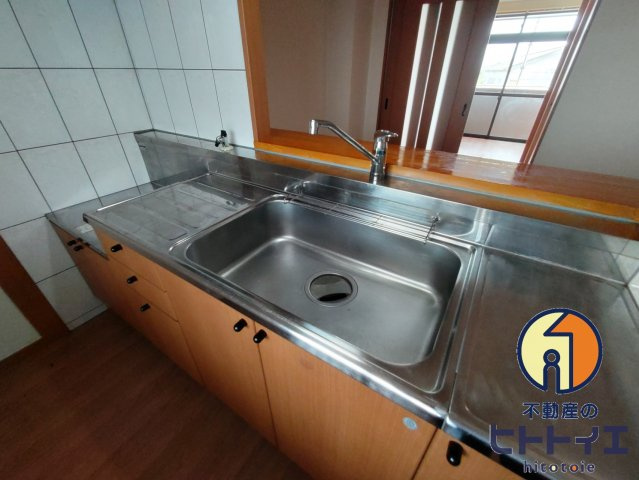 サンコート・パインのキッチン|きれいなキッチンです