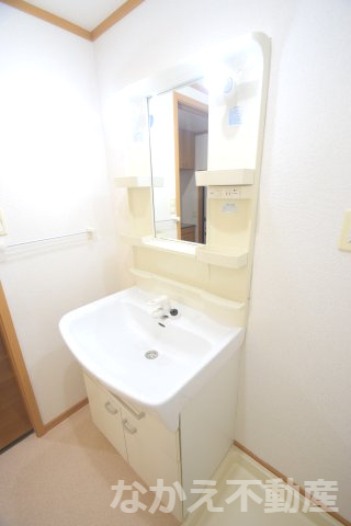 【洗面所】 | 忙しい朝には欠かせない洗面所です