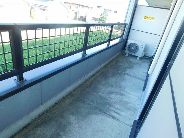 【バルコニー】 | ゴールデンエイジ | ※同物件別室参考写真
