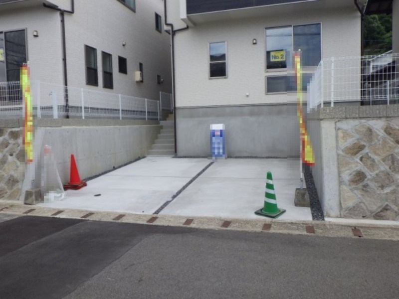 新築戸建   安東5丁目　　　No.2/No.2の駐車場