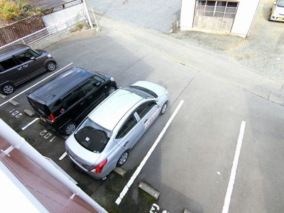 【駐車場】 | ＢＲＥＥＺＥＨＯＵＳＥＵＳＵＩ