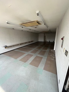 【駐車場】 | ビル　宇部市島２丁目 | 駐車場があります