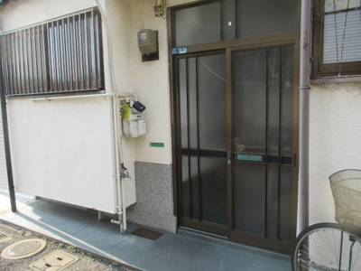 【エントランス】 | 小若江貸家（長瀬賃貸） | 玄関です