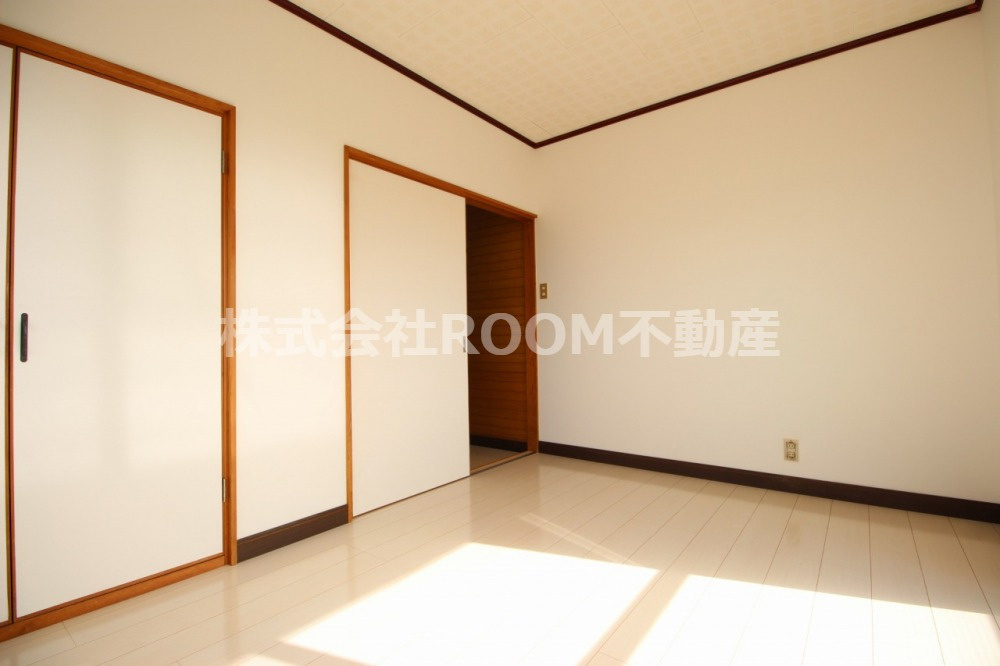 ニューサンシティコープの洋室