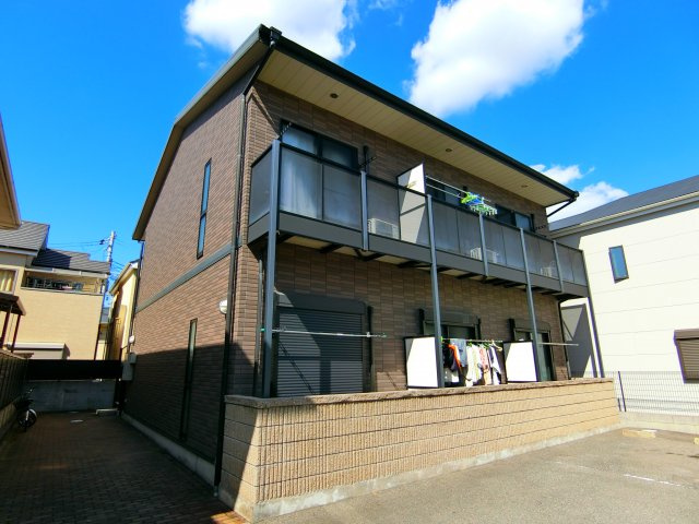 アンプルールクラージュCUREの外観
