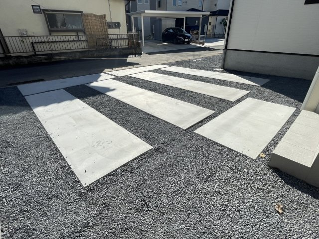 藤岡市藤岡21-2期（全1棟）1号棟の駐車場