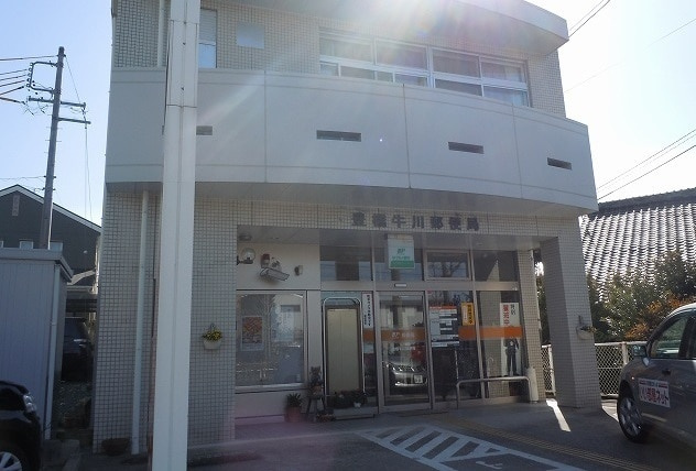 クレストールオヨベの周辺