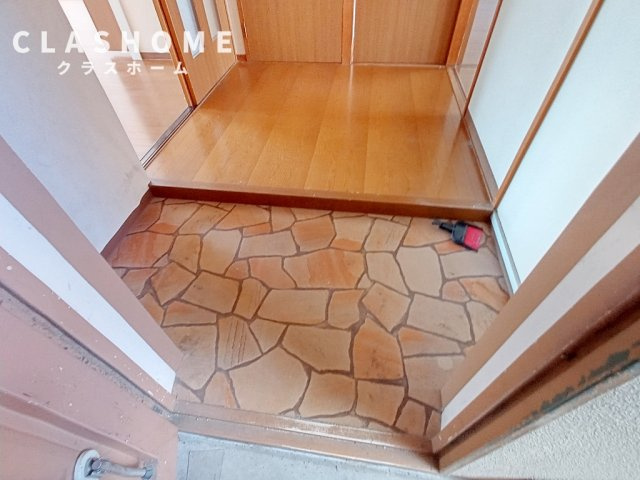 メゾン酒井Aの玄関