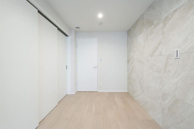 港区赤坂６丁目の賃貸マンションの洋室