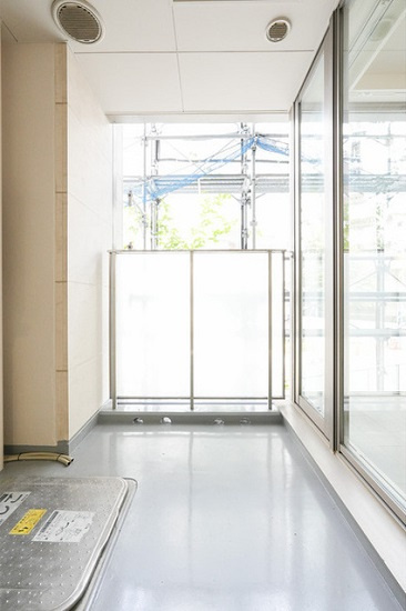 港区赤坂６丁目の賃貸マンションのバルコニー