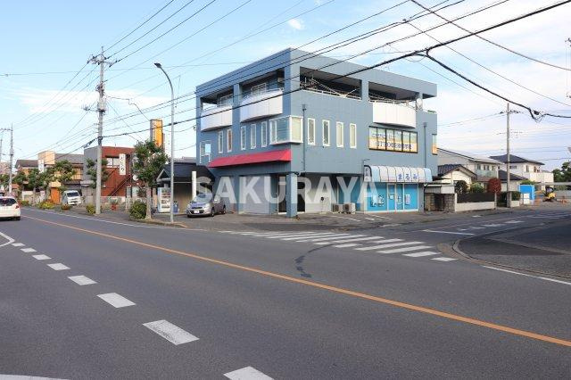 邉見ビルの周辺