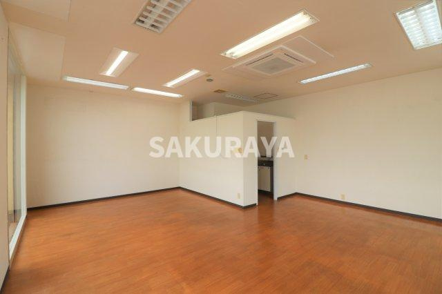 邉見ビルの内装