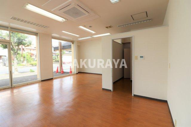 邉見ビルの内装