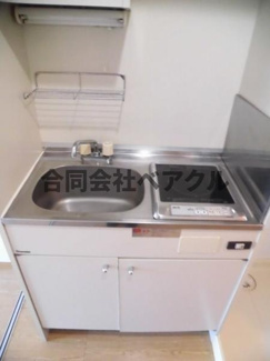 【キッチン】 | COSMO PALACE | コンパクトなキッチンで掃除もラクラク