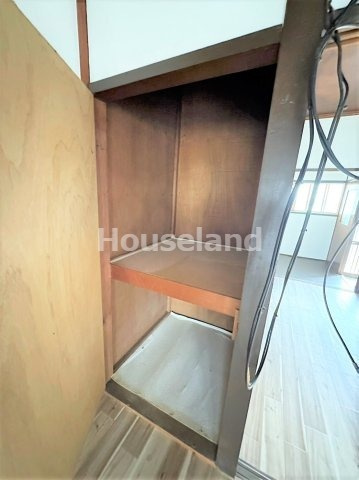 中屋住宅の収納