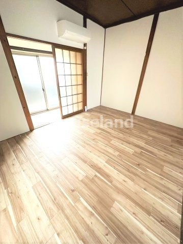 中屋住宅の洋室