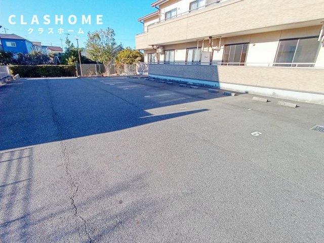 ファミール呉竹　　　刈谷市近郊の賃貸はクラスホームの駐車場