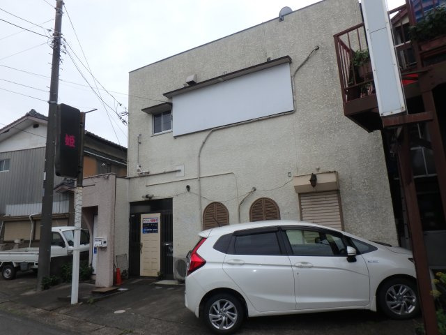 コーポ光店舗B棟の外観
