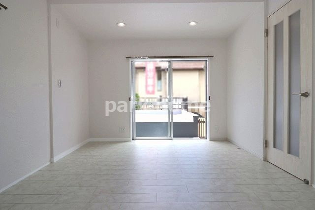 高知市十津4丁目（リフォーム済） 中古戸建ての居間・リビング