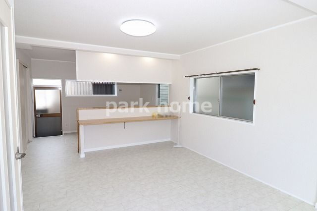 高知市十津4丁目（リフォーム済） 中古戸建ての居間・リビング